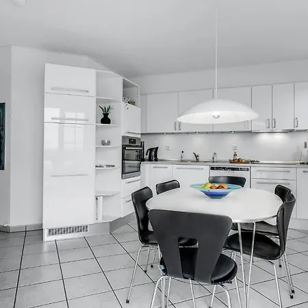 Awesome In With House Sea View Apartment