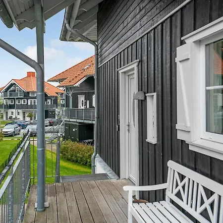 Awesome In With House Sea View Apartment